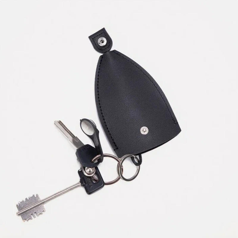 Ключница из искусственной кожи 7,5*0,3*11,5 см