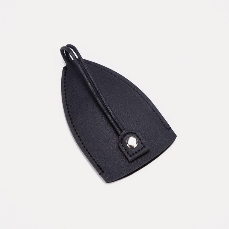 Ключница из искусственной кожи 7,5*0,3*11,5 см