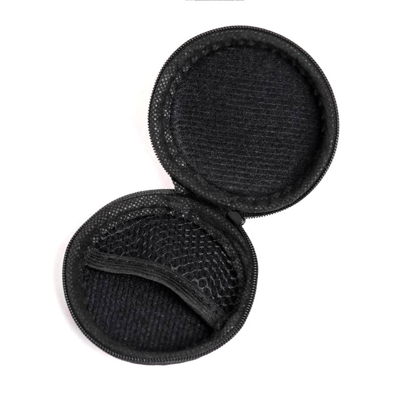 наушники в футляре