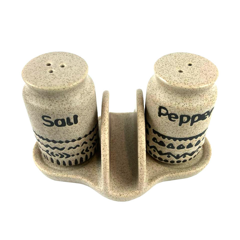 набор солонка, перечница и салфетница