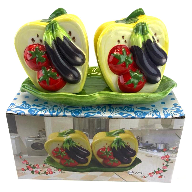 набор солонка и перечница