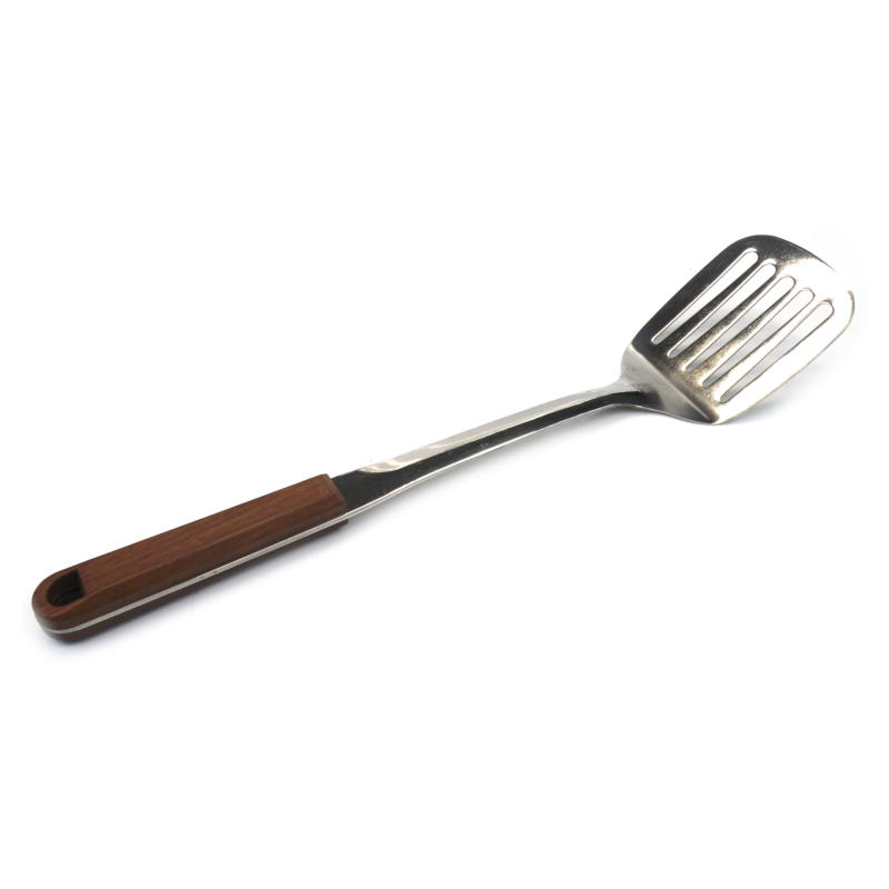 кухонная лопатка металлическая